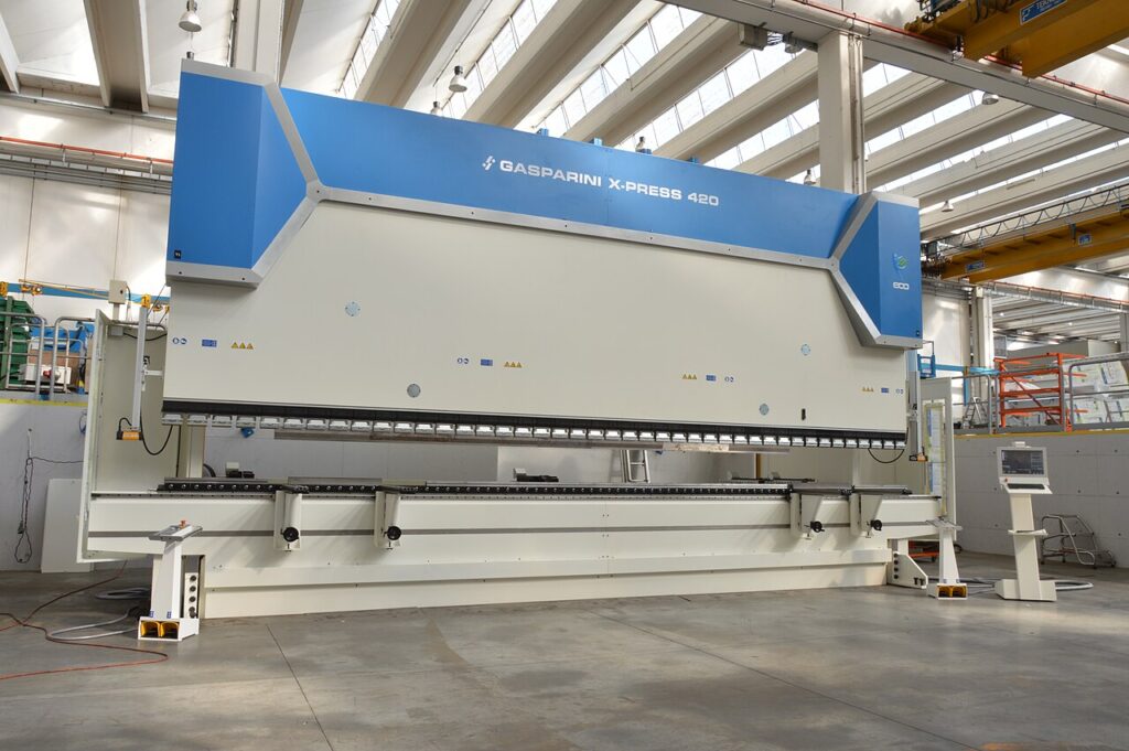 Hydraulic press brake used to bend cut sheet metal and plate